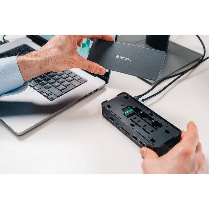 Verbatim USB-C Pro Docking Station 15 mit SSD Slot