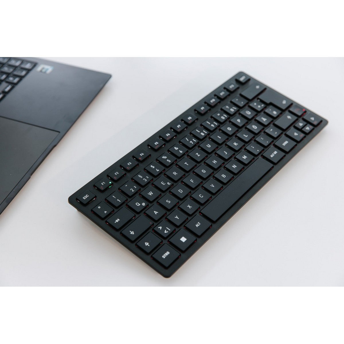 CHERRY KW 9200 MINI Tastatur Universal USB + RF Wireless + Bluetooth QWERTZ Deutsch Schwarz - trend - shop.deals