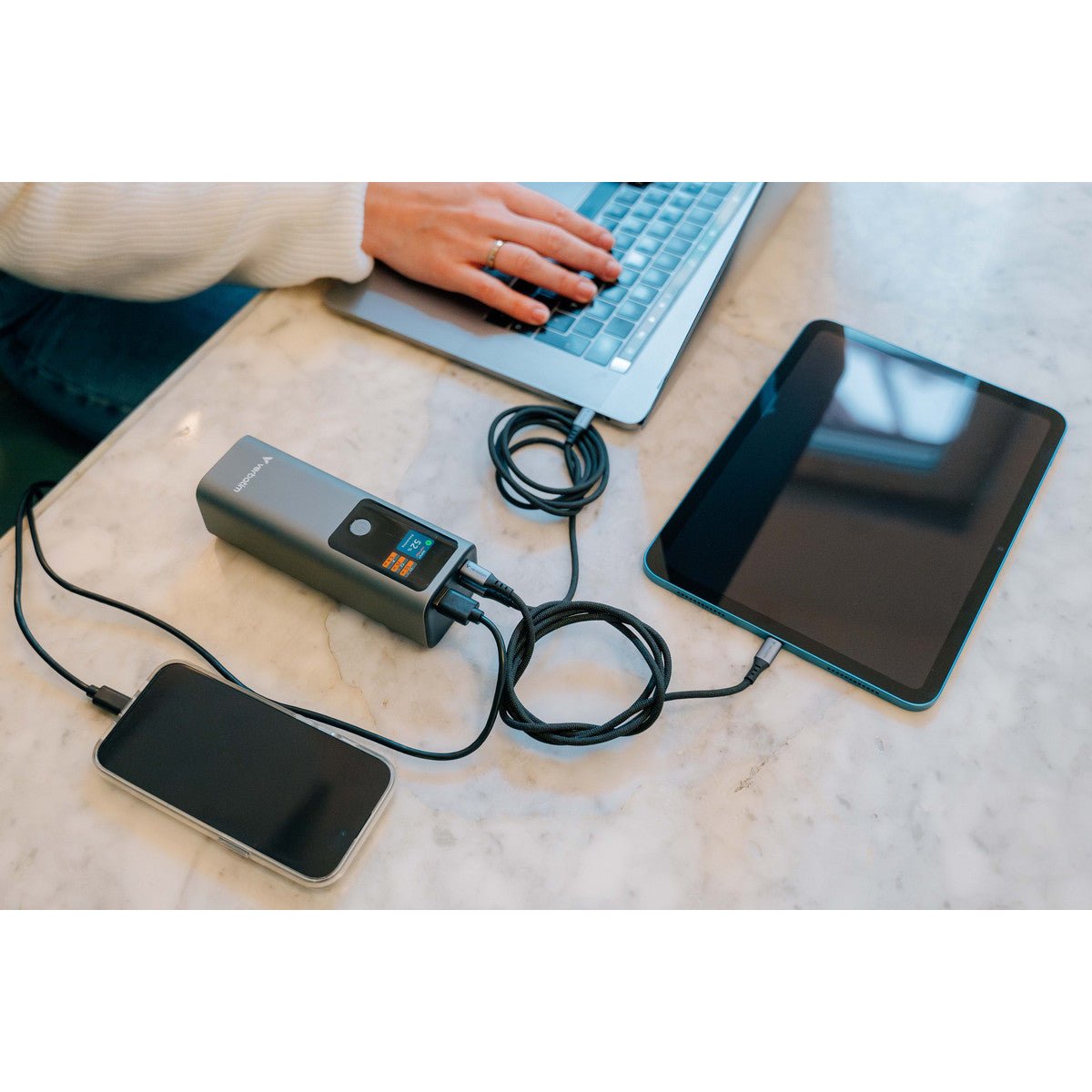 Verbatim Charge 'n' Go Power Bank - 27.000 mAh - 183W - grau - trend - shop.deals